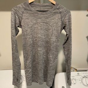 Lululemon swiftly tech long sleeve
